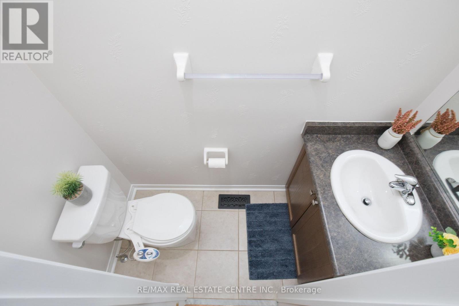 64 Cookview Drive, Brampton, Ontario  L6R 3T6 - Photo 19 - W12789612