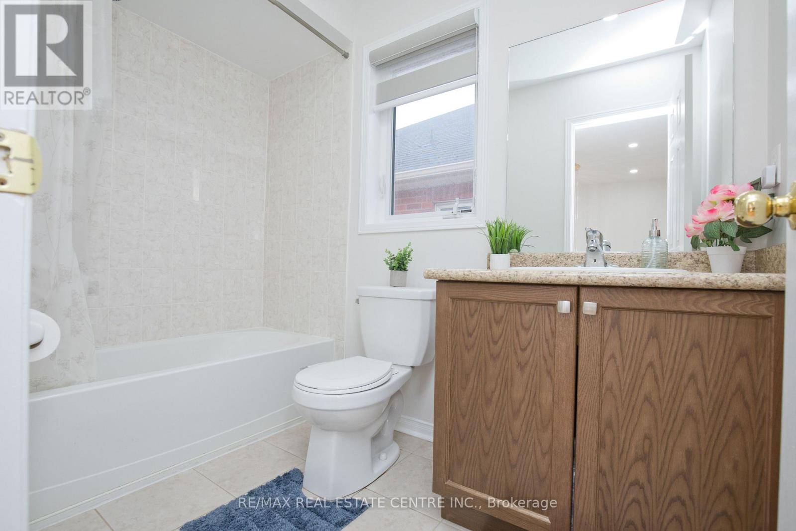 64 Cookview Drive, Brampton, Ontario  L6R 3T6 - Photo 33 - W12789612