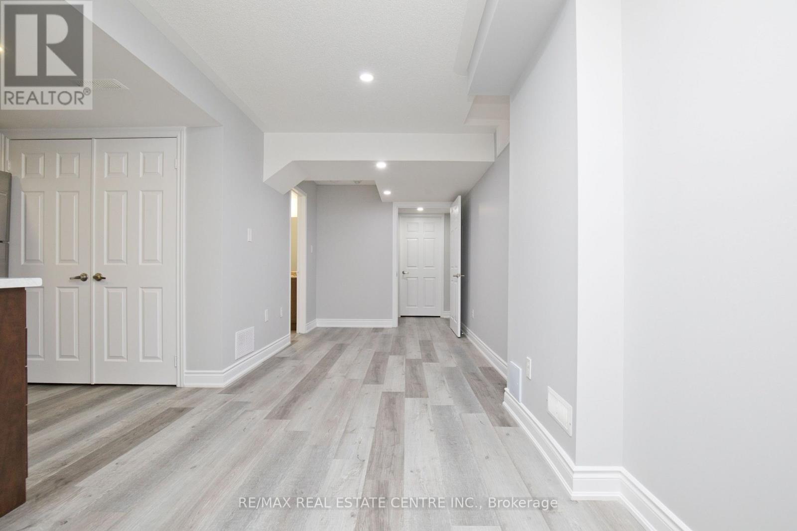 64 Cookview Drive, Brampton, Ontario  L6R 3T6 - Photo 39 - W12789612