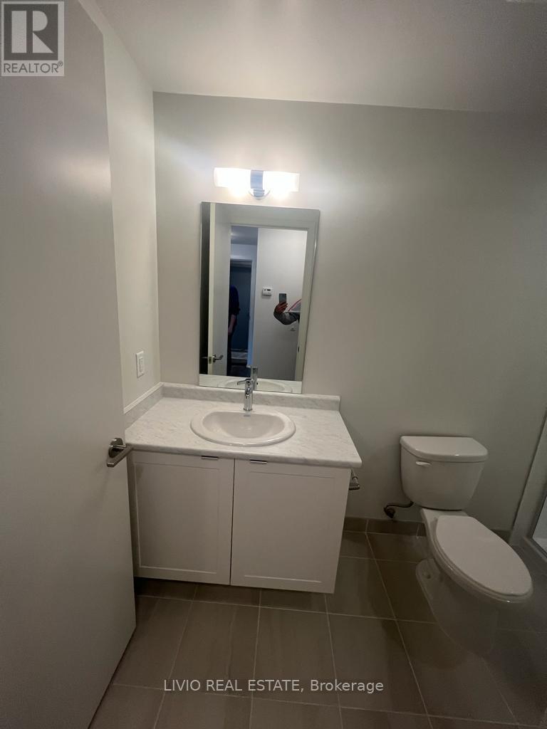 315 - 62 Sky Harbour Drive E, Brampton, Ontario  L6Y 6J2 - Photo 9 - W12789632