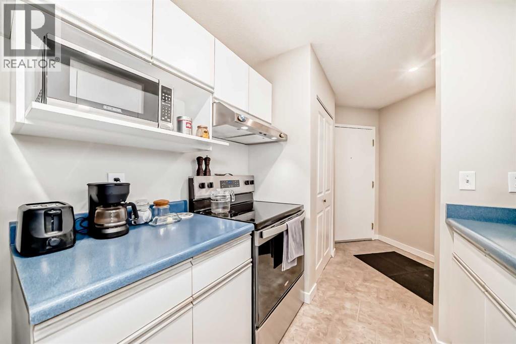409, 10 Dover Point Se, Calgary, Alberta T2B 3K2 - Photo 6 - A2269953