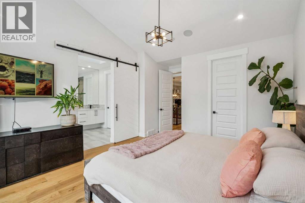 2818 30 Street Sw, Calgary, Alberta  T3E 2M5 - Photo 22 - A2282339