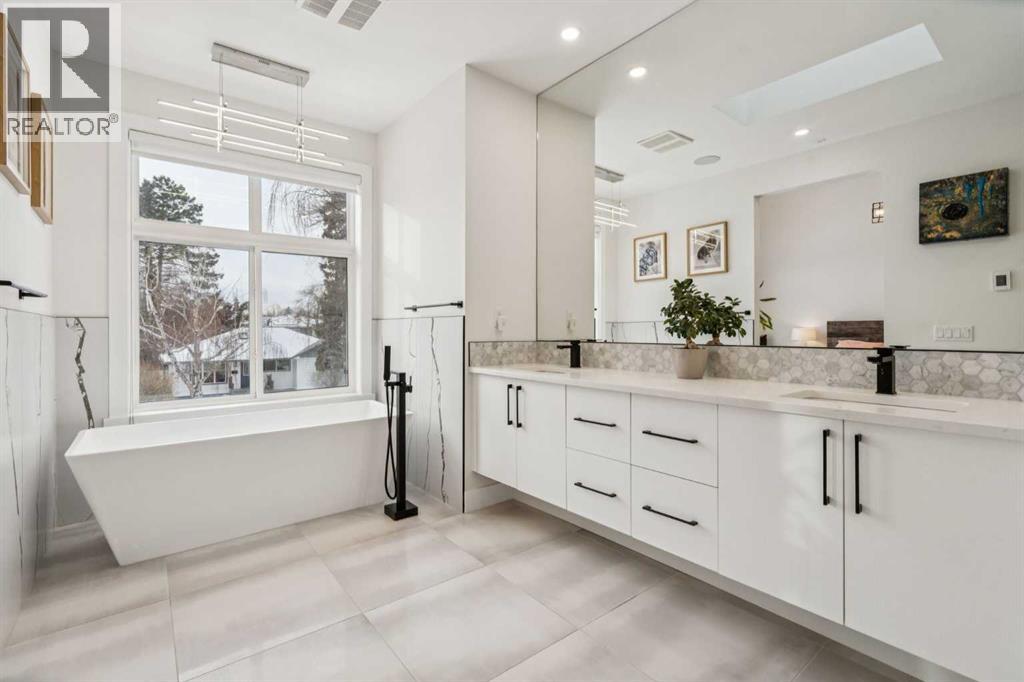 2818 30 Street Sw, Calgary, Alberta  T3E 2M5 - Photo 25 - A2282339