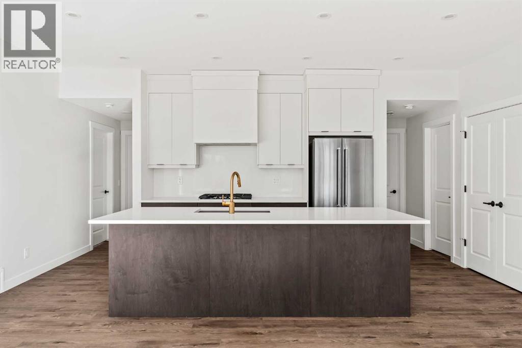 609 Sovereign Common Sw, Calgary, Alberta T3C 3Y3 - Photo 6 - A2286298