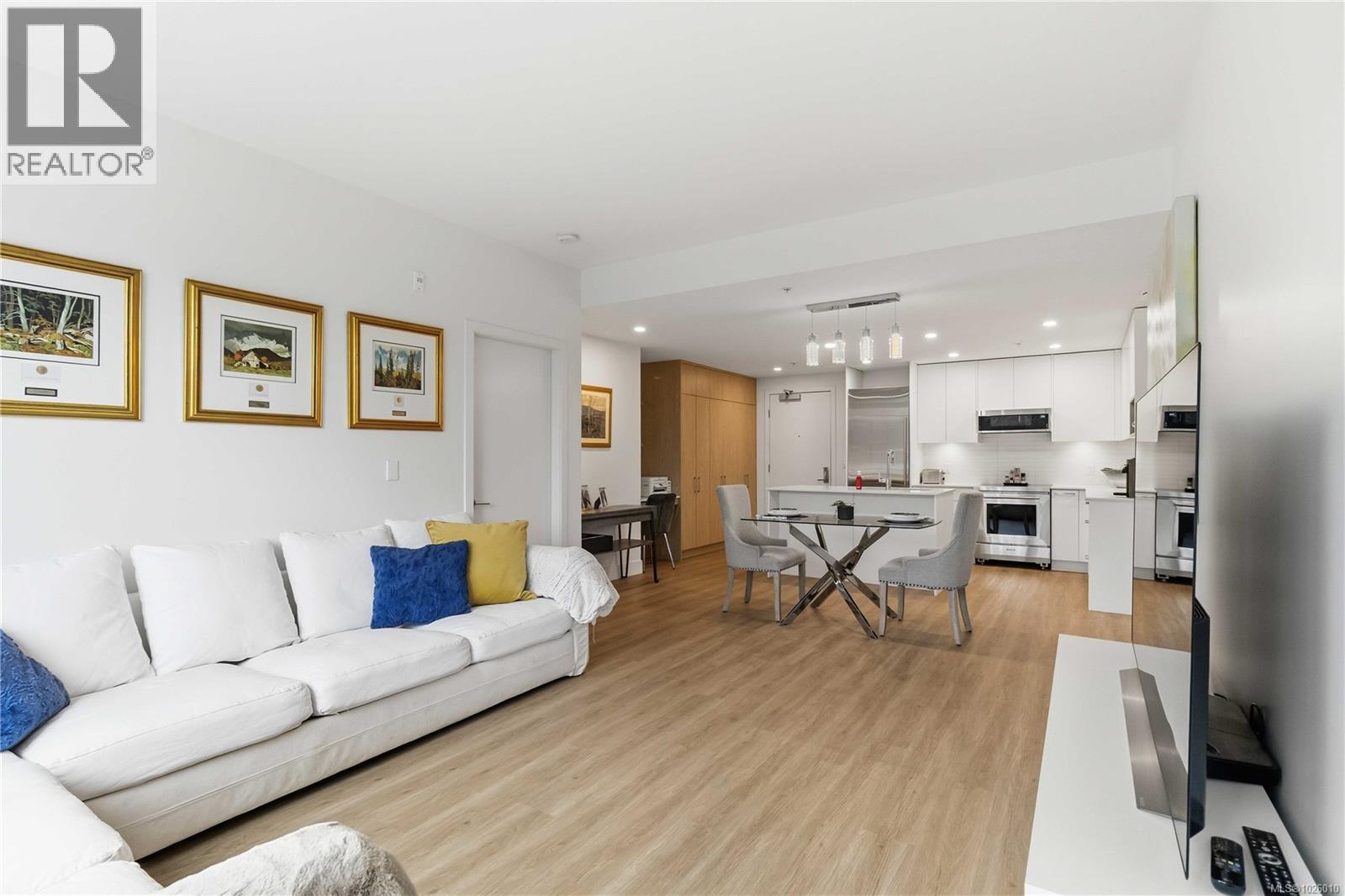 103 940 Reunion Ave, Langford, British Columbia  V9B 0W6 - Photo 8 - 1026010