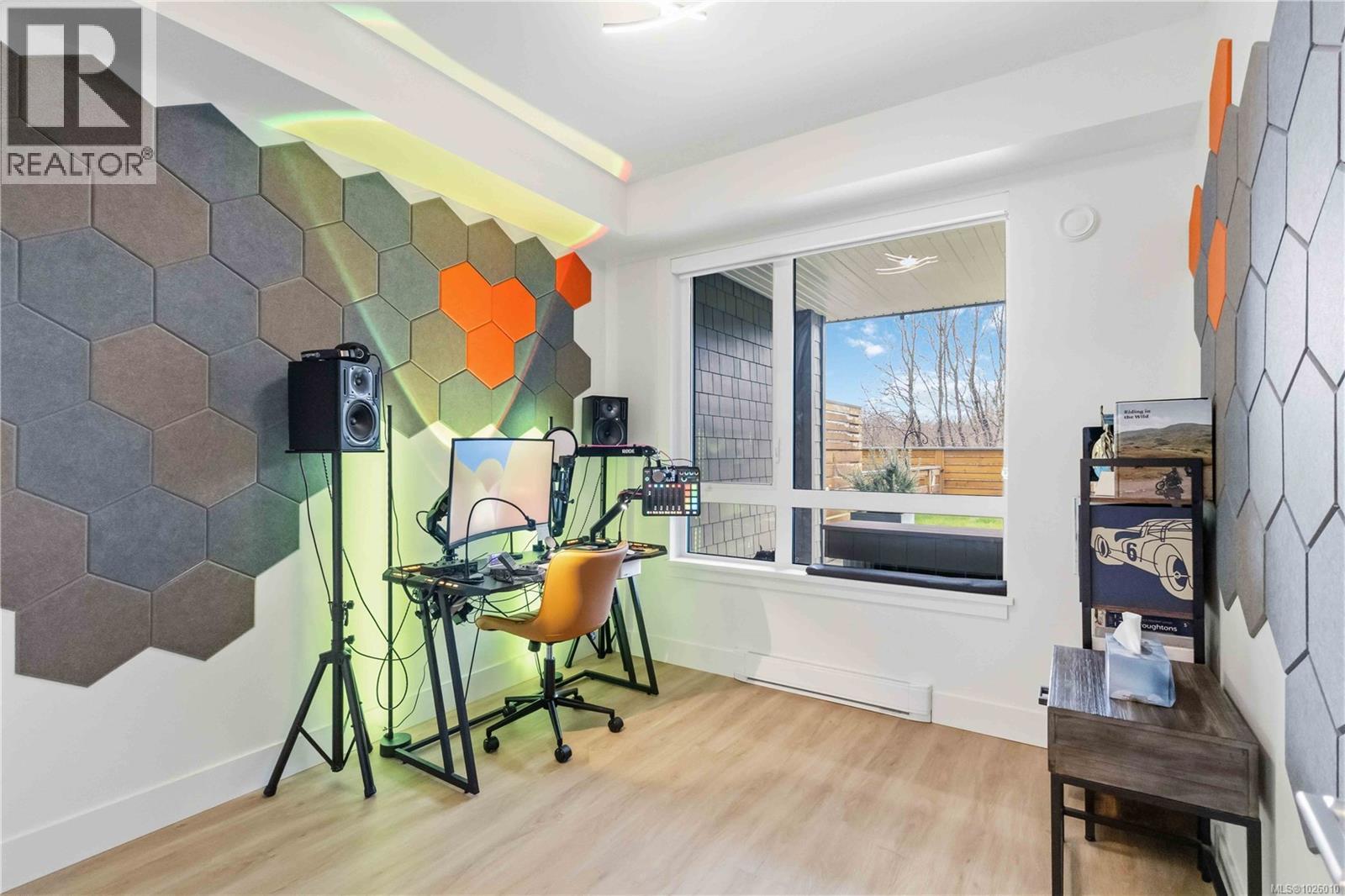 103 940 Reunion Ave, Langford, British Columbia  V9B 0W6 - Photo 18 - 1026010