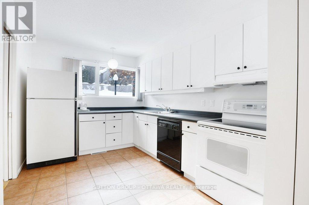 60 - 121 Buell Street, Ottawa, Ontario K1Z 7E7 - Photo 10 - X12789660