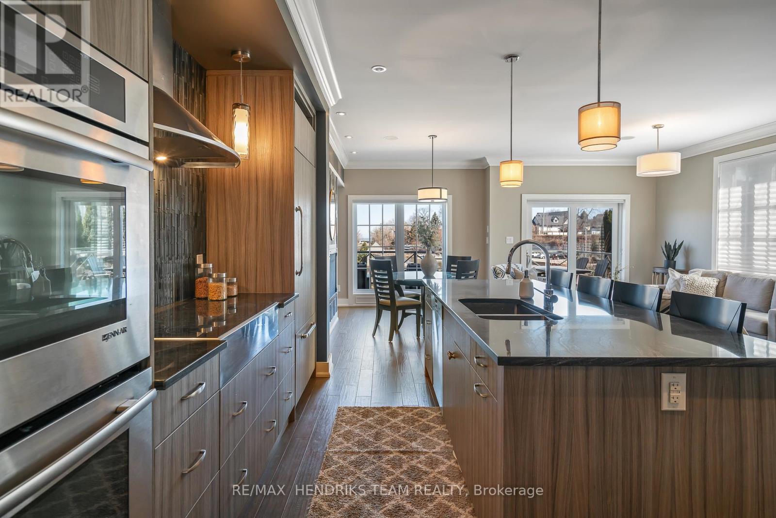 20 - 19 Lake Street, Grimsby (Grimsby Beach), Ontario  L3M 0C3 - Photo 17 - X12789652