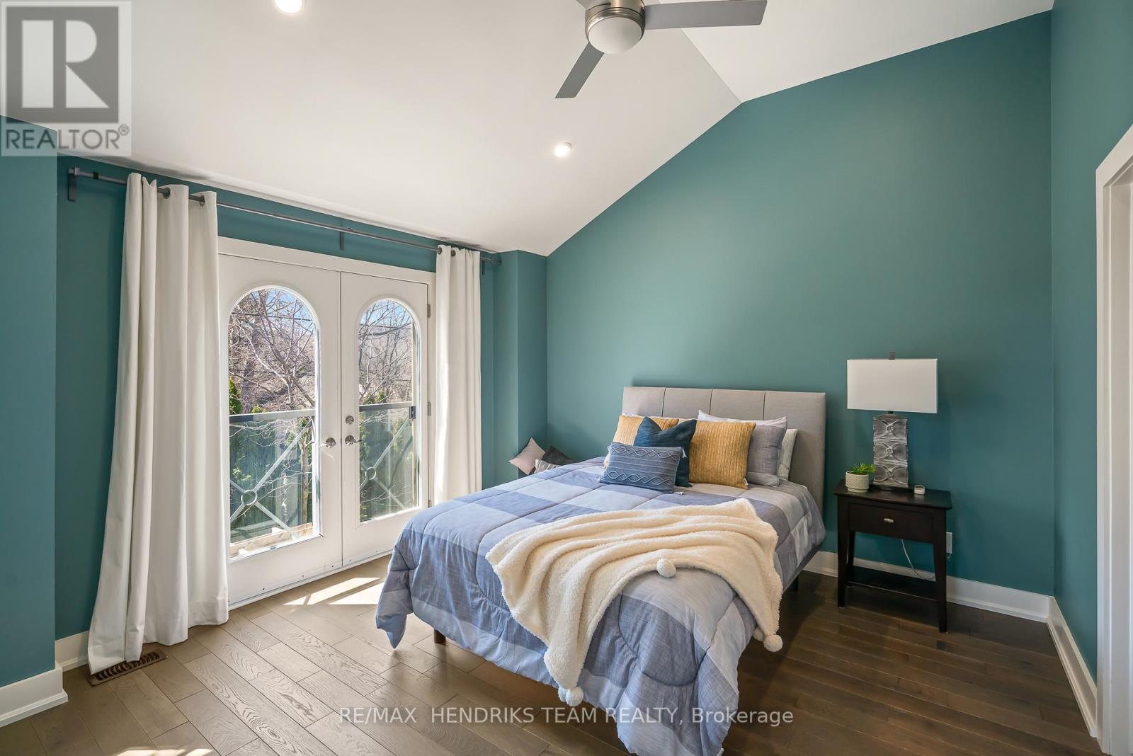 20 - 19 Lake Street, Grimsby (Grimsby Beach), Ontario  L3M 0C3 - Photo 35 - X12789652