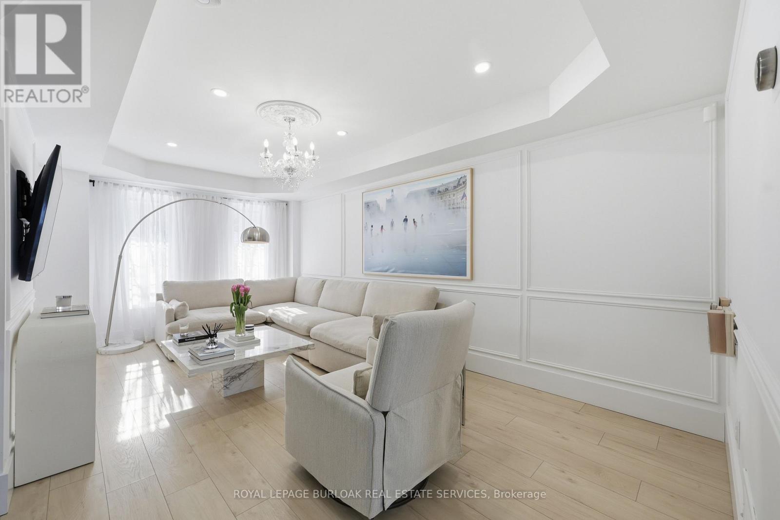 191 Gatwick Drive, Oakville, Ontario  L6H 6T6 - Photo 7 - W12780622