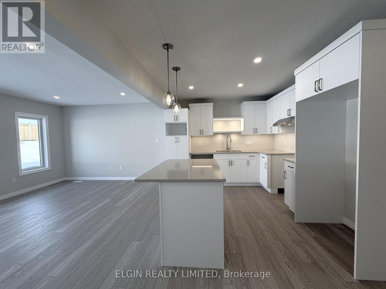 107 Willow Drive, Aylmer, Ontario  N5H 0C2 - Photo 6 - X12714216