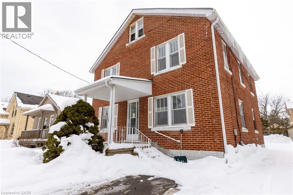 29 Mcnaughton Street, Cambridge, Ontario  N1R 1Z2 - Photo 1 - 40804777