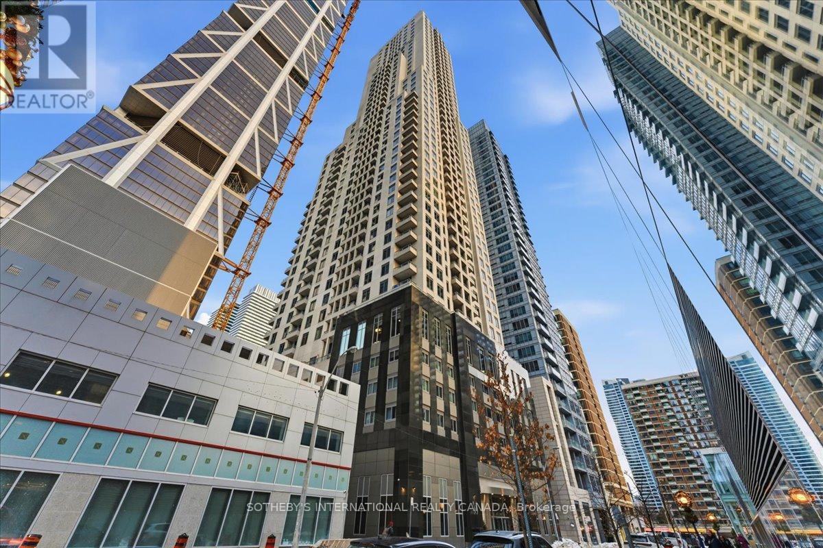 1502 - 35 Balmuto Street, Toronto, Ontario  M4Y 0A3 - Photo 1 - C12789638