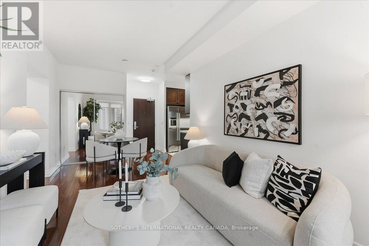 1502 - 35 Balmuto Street, Toronto, Ontario  M4Y 0A3 - Photo 10 - C12789638