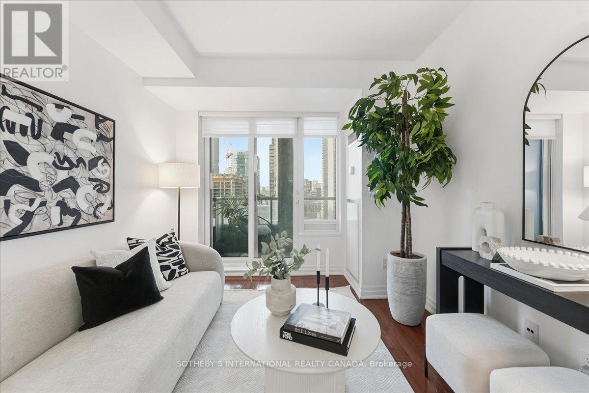 1502 - 35 Balmuto Street, Toronto, Ontario  M4Y 0A3 - Photo 13 - C12789638