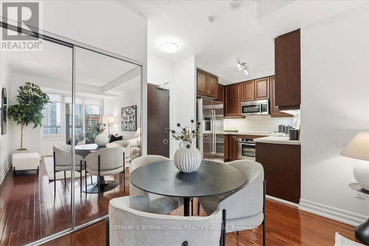 1502 - 35 Balmuto Street, Toronto, Ontario  M4Y 0A3 - Photo 14 - C12789638