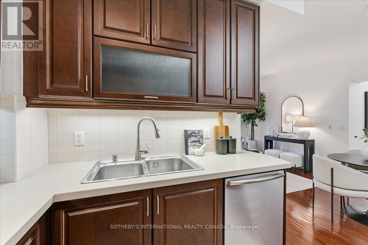 1502 - 35 Balmuto Street, Toronto, Ontario  M4Y 0A3 - Photo 18 - C12789638