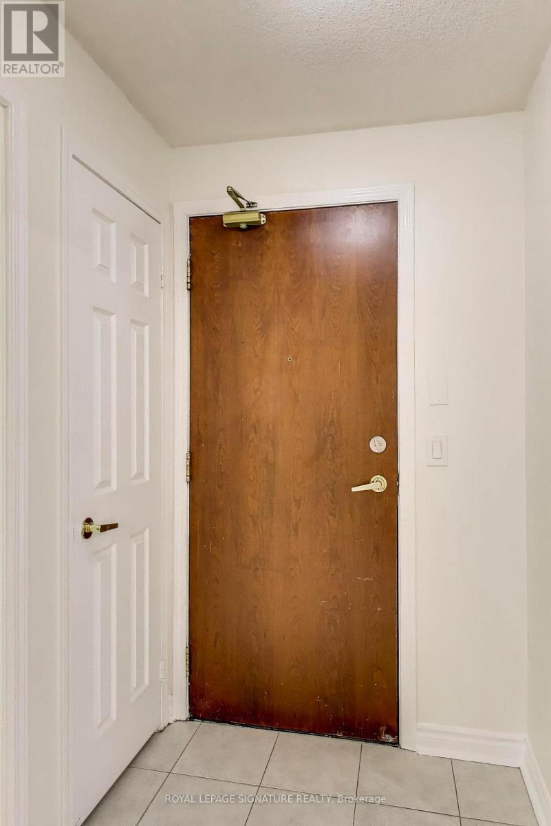 203 - 18 Kenaston Gardens, Toronto, Ontario  M2K 1G8 - Photo 5 - C12789648