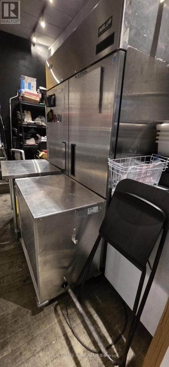 65 - 160 Baldwin Street, Toronto, Ontario  M5T 3K7 - Photo 5 - C12789682