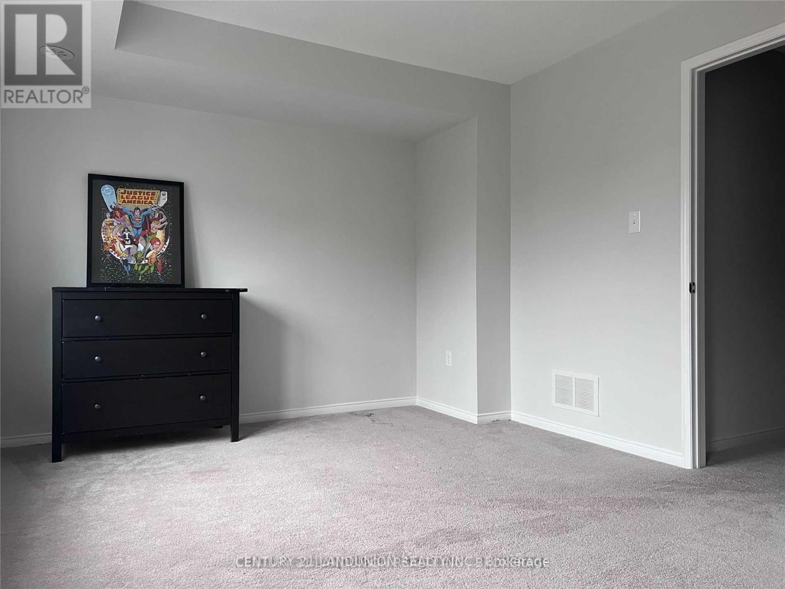 2737 Deputy Minister Path, Oshawa, Ontario  L1L 0M7 - Photo 11 - E12789696