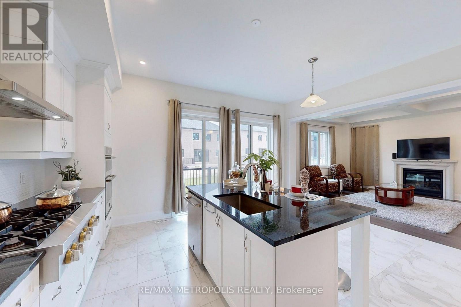 100 Ballantyne Boulevard, Vaughan, Ontario  L3L 0E8 - Photo 12 - N12789700