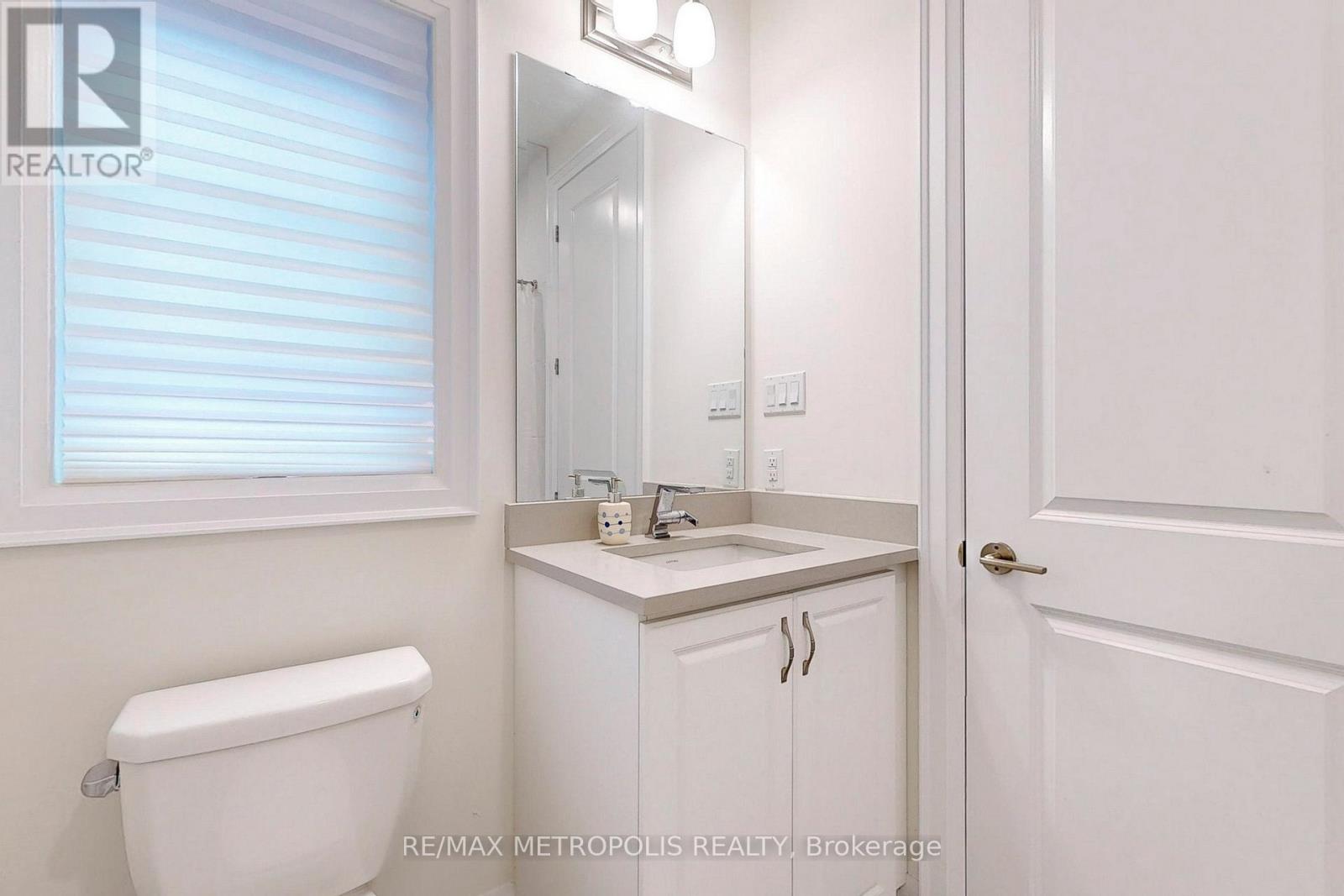 100 Ballantyne Boulevard, Vaughan, Ontario  L3L 0E8 - Photo 32 - N12789700