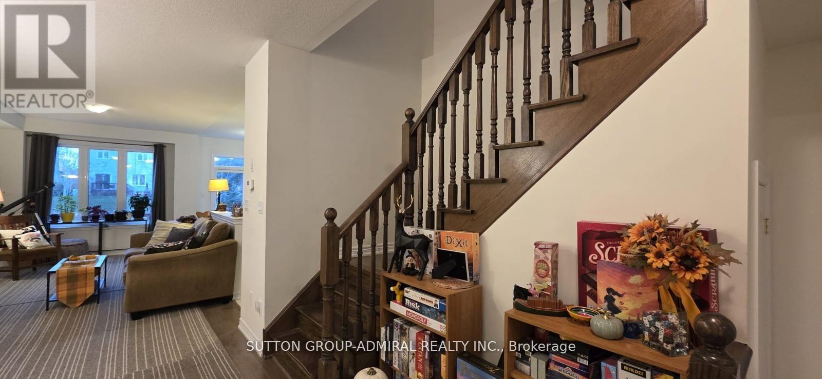 45 Greenwood Drive, Essa (Angus), Ontario  L0M 1B5 - Photo 10 - N12789706