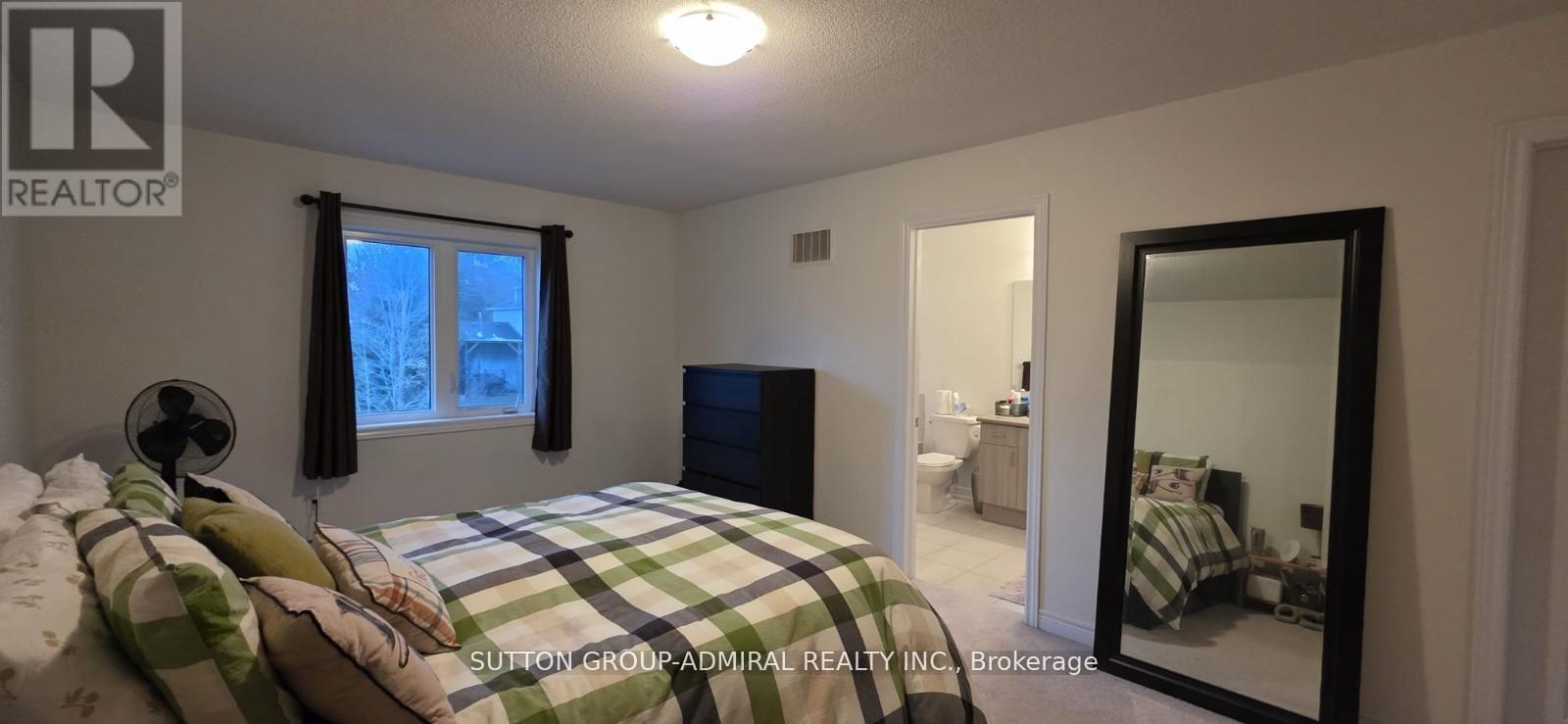 45 Greenwood Drive, Essa (Angus), Ontario  L0M 1B5 - Photo 5 - N12789706