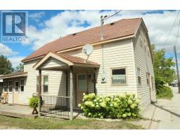 77 BOBCAYGEON ROAD, Minden Hills, Ontario