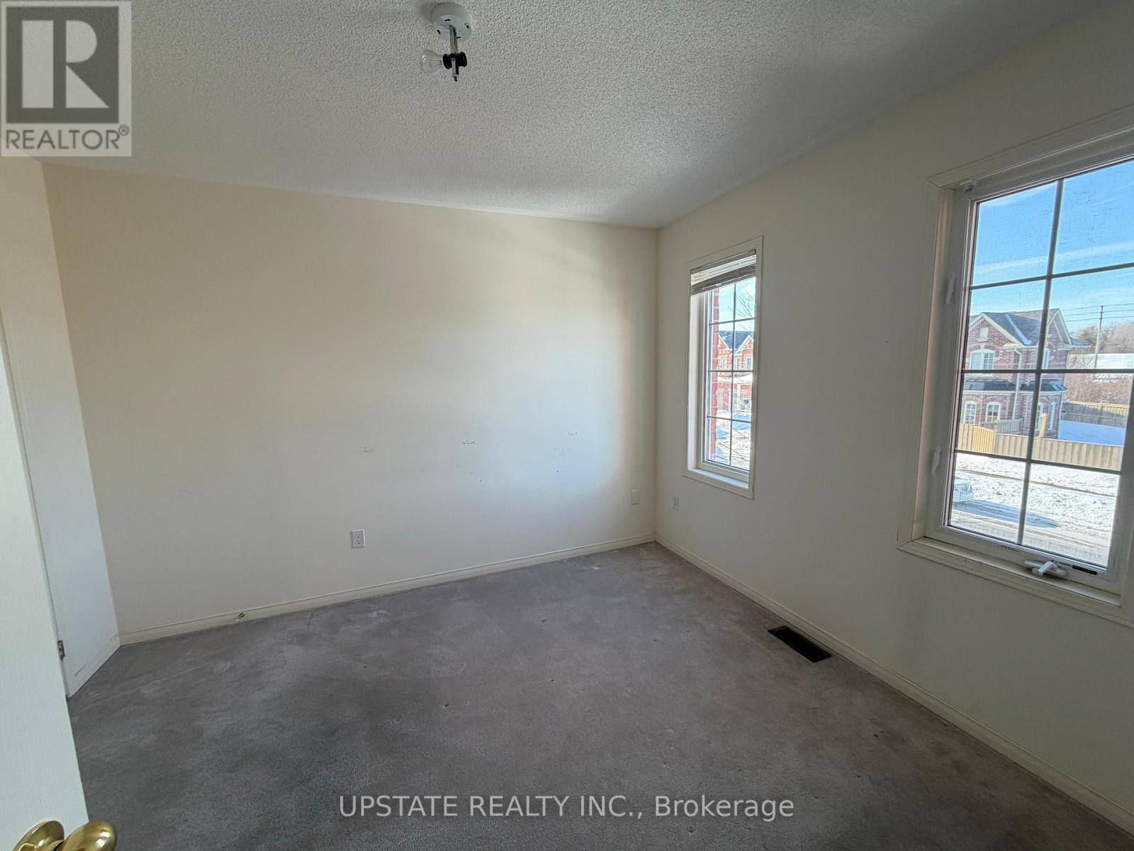 105 Heartview Road, Brampton, Ontario  L6Z 0C9 - Photo 12 - W12789658