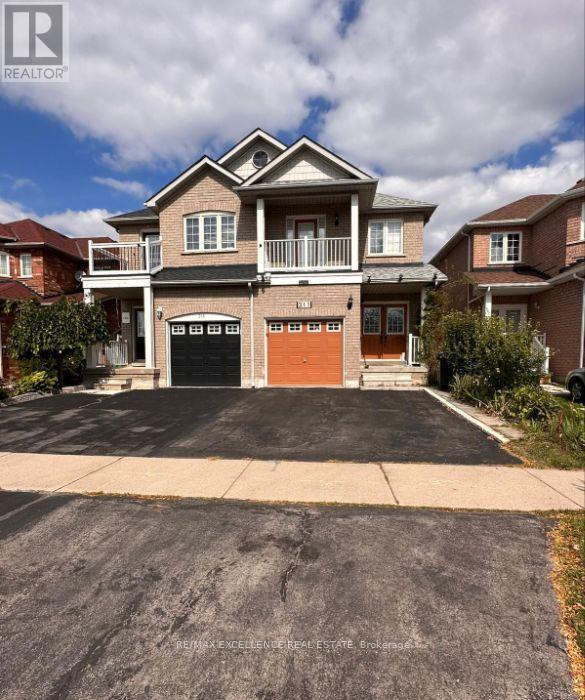 311 Oaktree Circle E, Mississauga, Ontario  L5W 1V4 - Photo 2 - W12789672