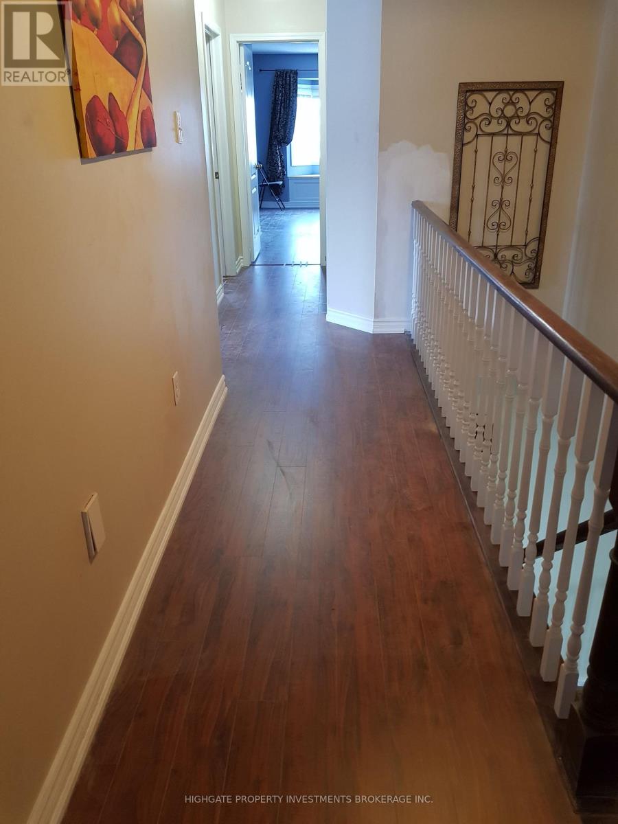 Main - 208 Tiller Trail, Brampton, Ontario  L6X 4T1 - Photo 10 - W12789688