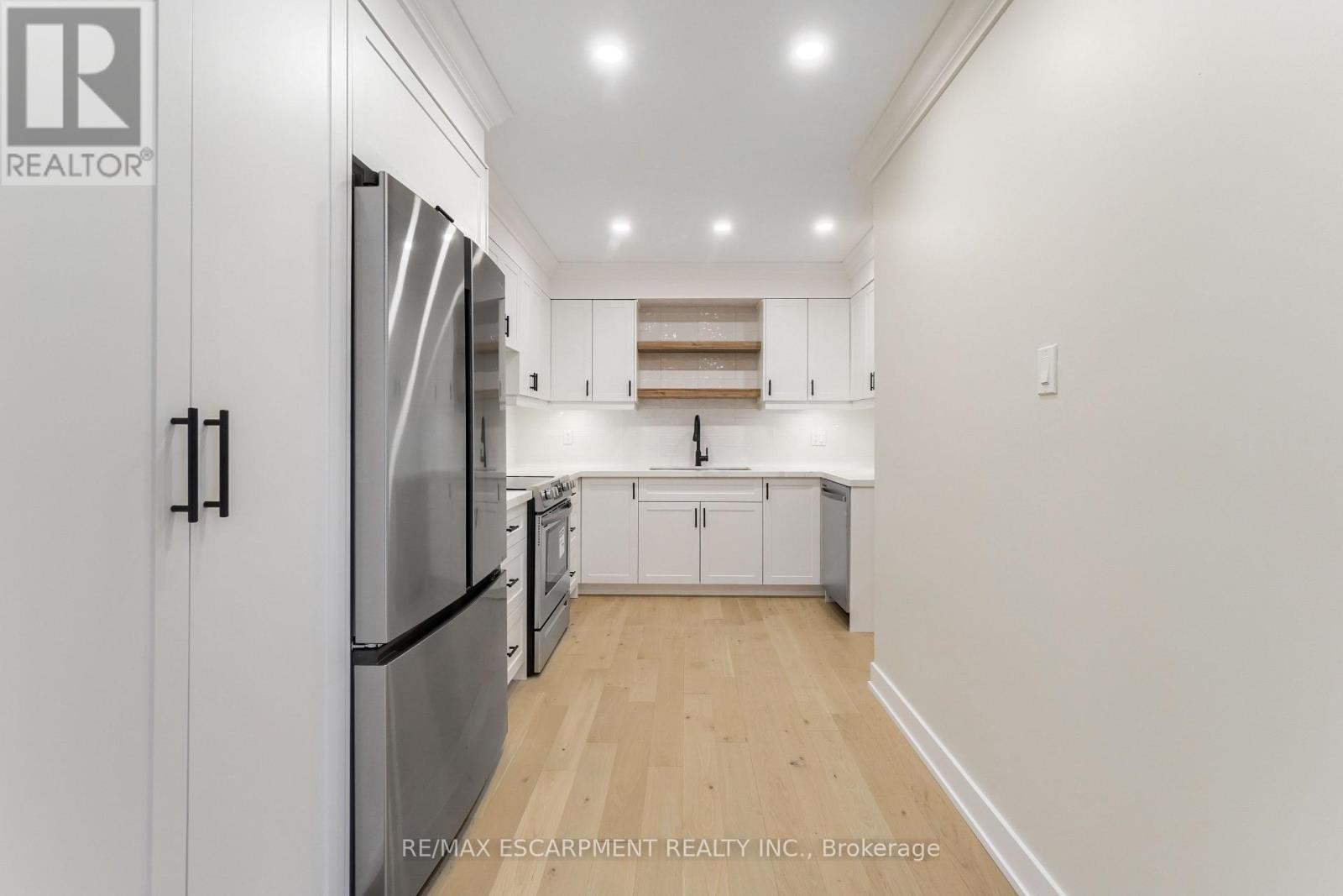 8 - 4197 Longmoor Drive, Burlington, Ontario  L7L 5J9 - Photo 14 - W12789694