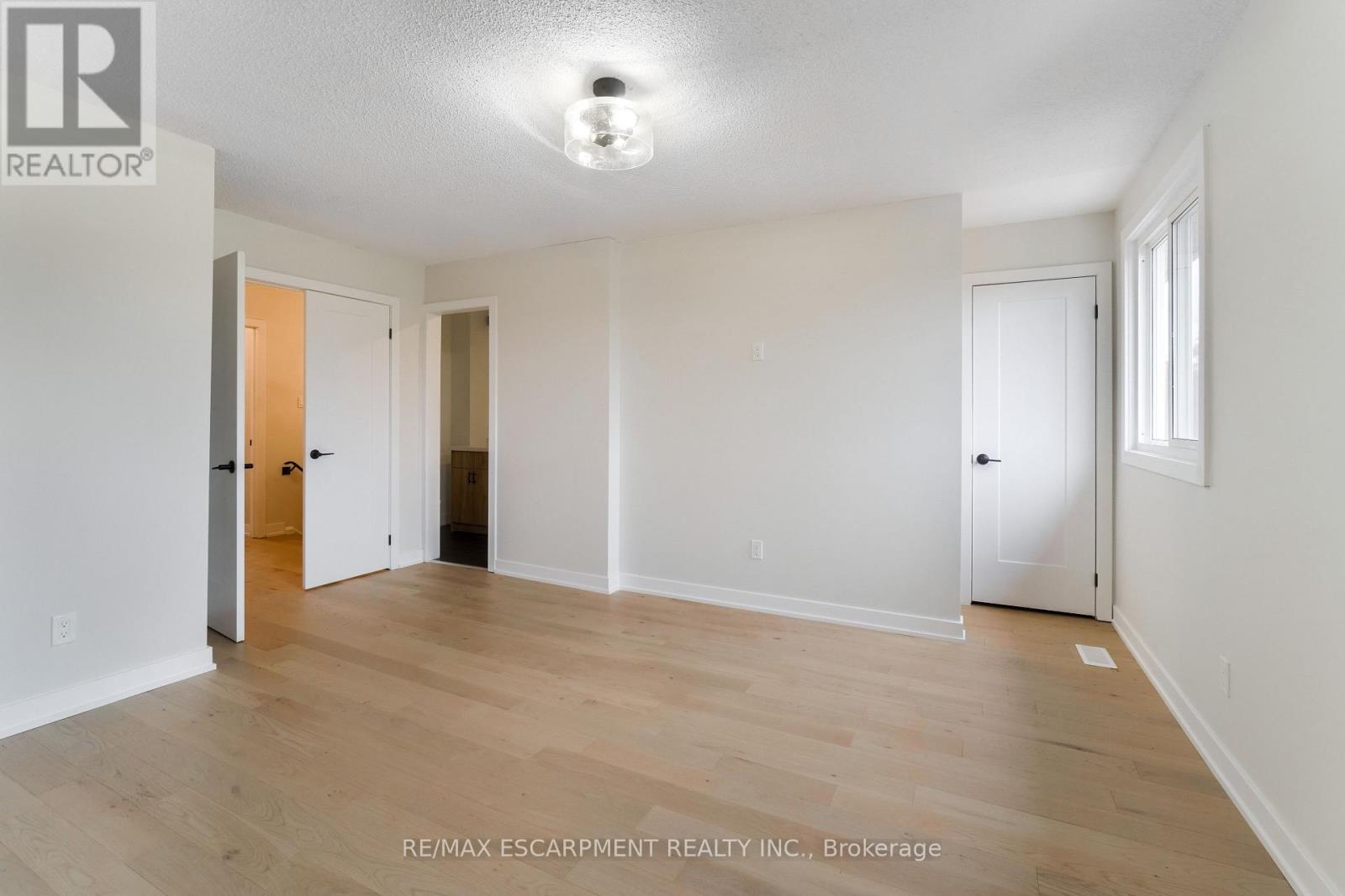 8 - 4197 Longmoor Drive, Burlington, Ontario  L7L 5J9 - Photo 24 - W12789694