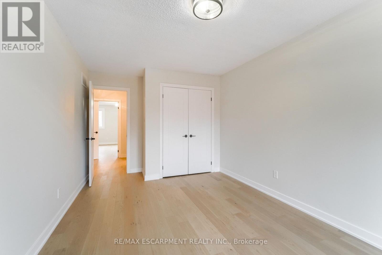 8 - 4197 Longmoor Drive, Burlington, Ontario  L7L 5J9 - Photo 29 - W12789694