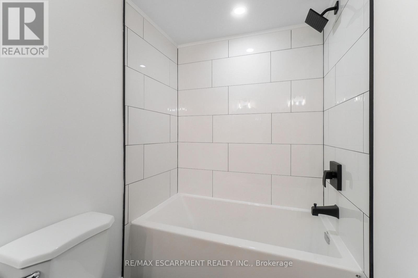 8 - 4197 Longmoor Drive, Burlington, Ontario  L7L 5J9 - Photo 33 - W12789694