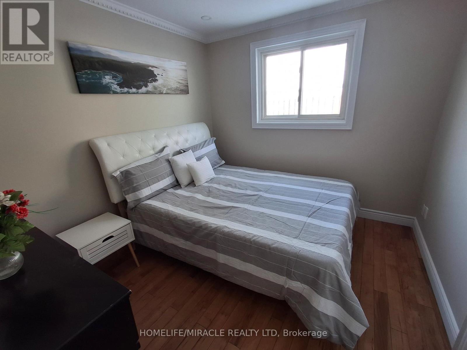 22 Graymar Road, Brampton, Ontario  L6S 1Z8 - Photo 14 - W12789712