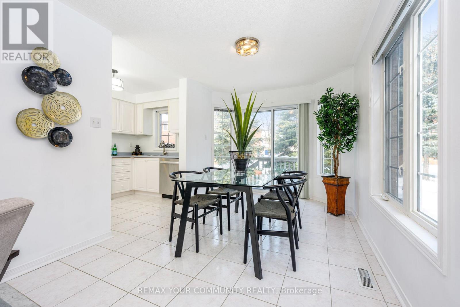 32 - 7115 Rexwood Road, Mississauga, Ontario  L4T 4L3 - Photo 16 - W12789714