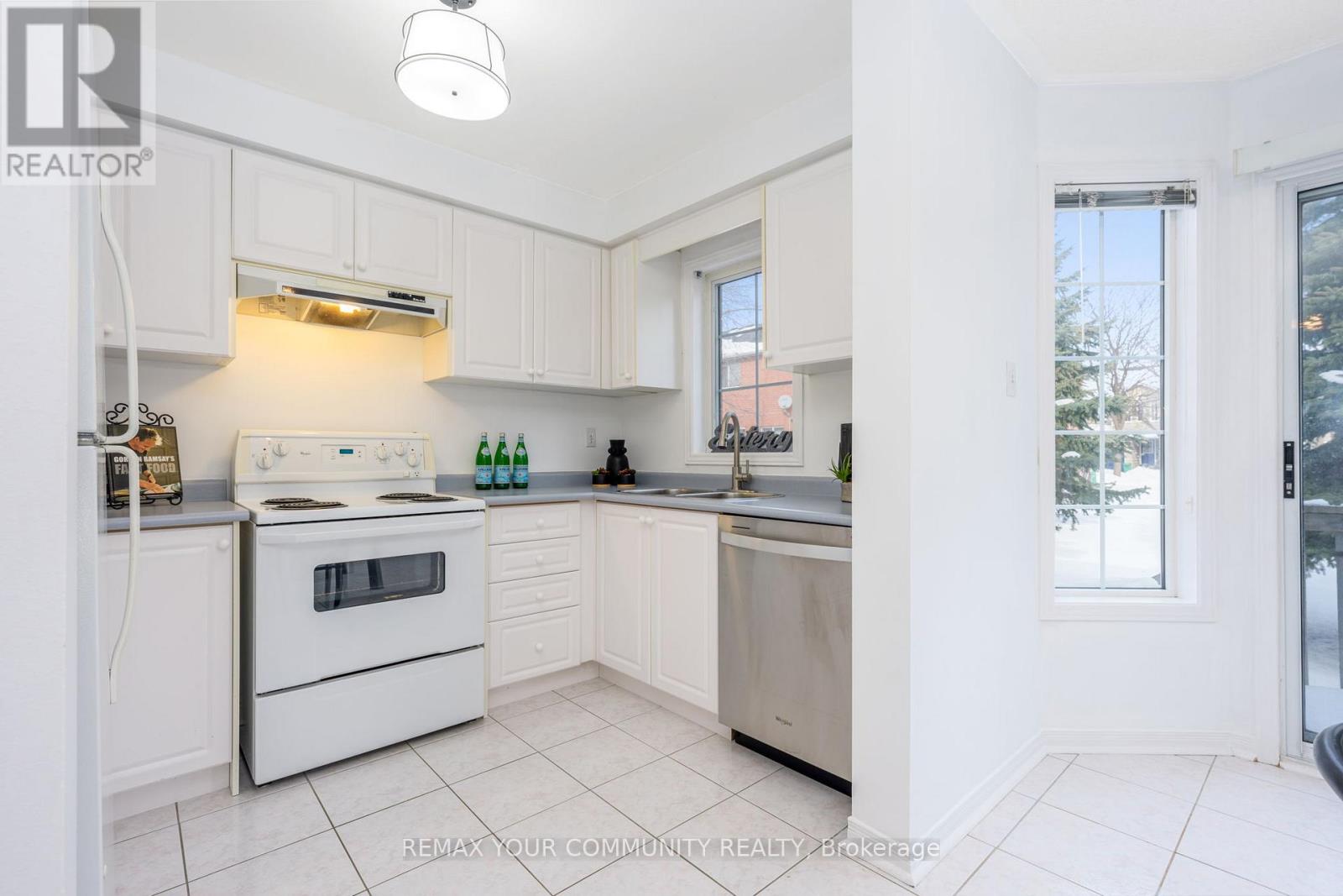 32 - 7115 Rexwood Road, Mississauga, Ontario  L4T 4L3 - Photo 19 - W12789714