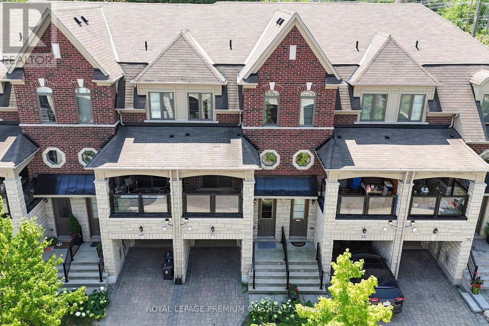 71 Dryden Way N, Toronto, Ontario  M9R 0B2 - Photo 2 - W12789720