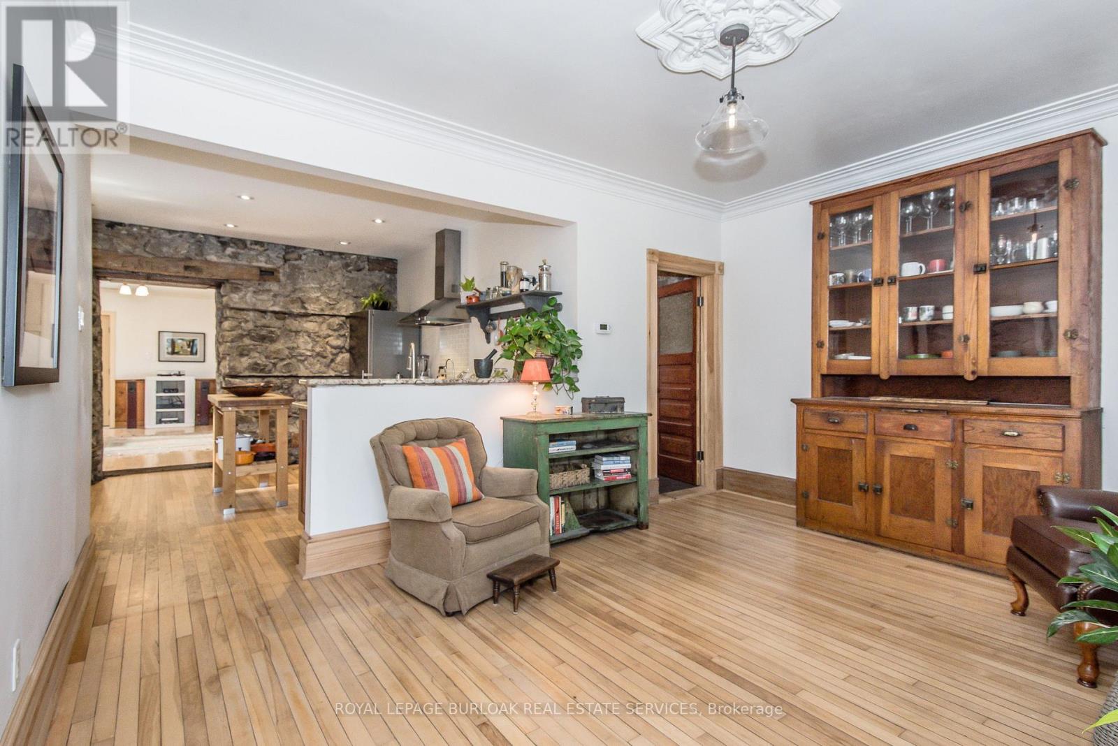 1608 Clyde Road, Cambridge, Ontario  N1R 5S7 - Photo 12 - X12789644