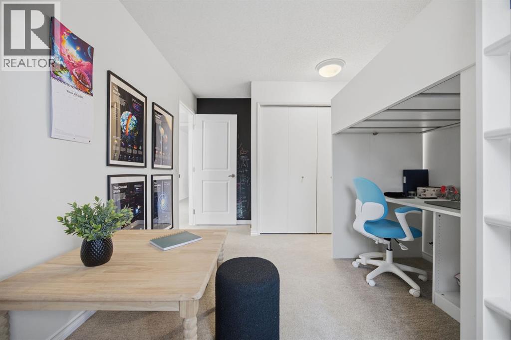 3 Stranraer Place Sw, Calgary, Alberta  T3H 1H5 - Photo 32 - A2283759