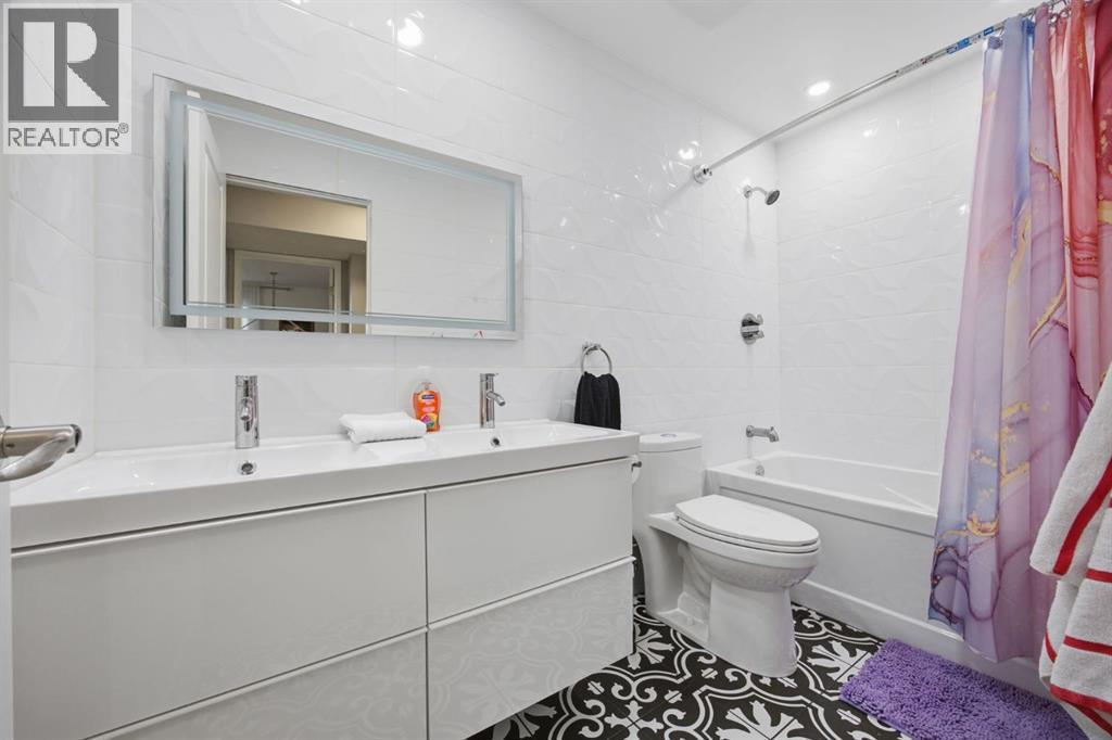 3 Stranraer Place Sw, Calgary, Alberta  T3H 1H5 - Photo 33 - A2283759