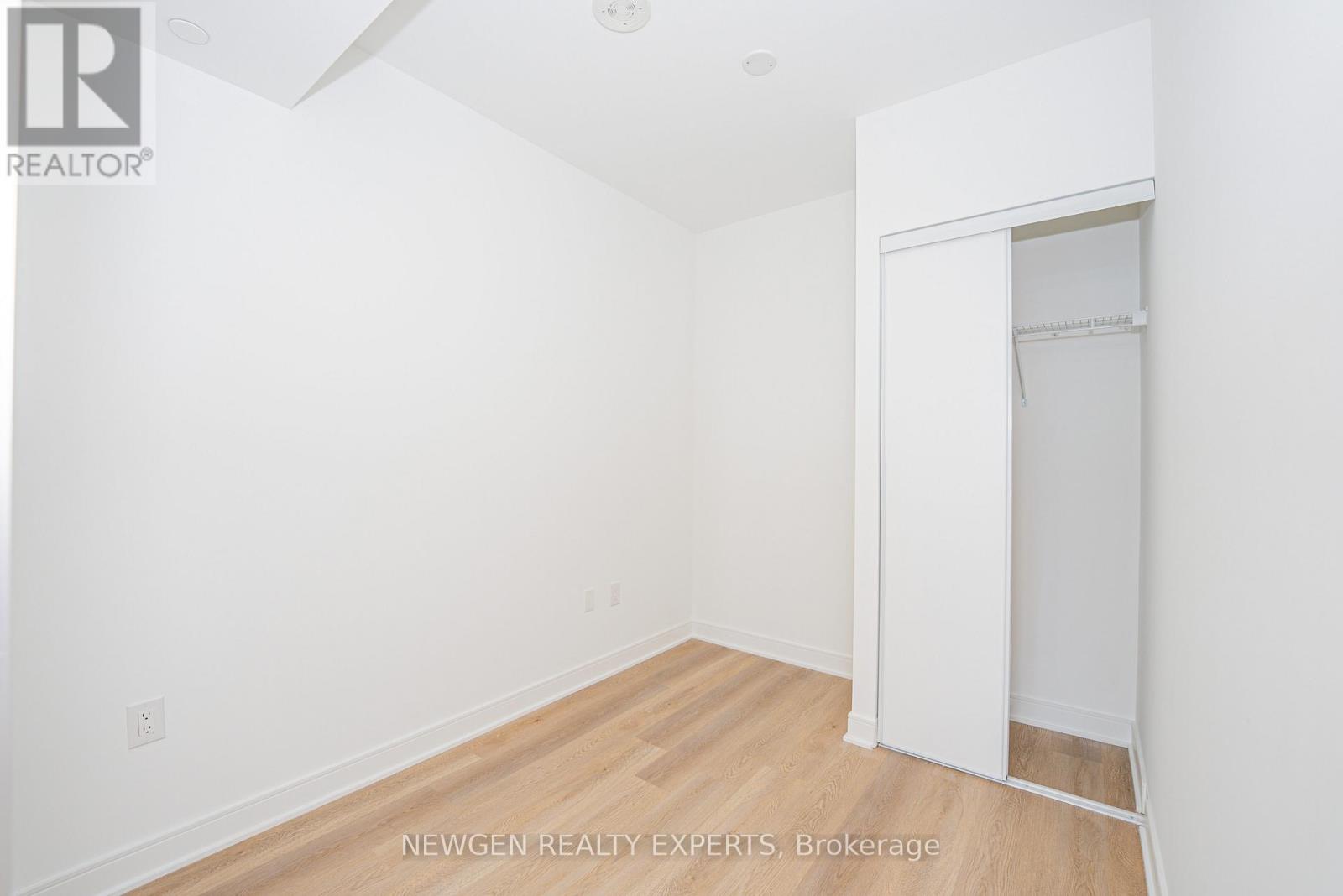 916 - 86 Dundas Street E, Mississauga, Ontario  L5A 1W4 - Photo 15 - W12788466