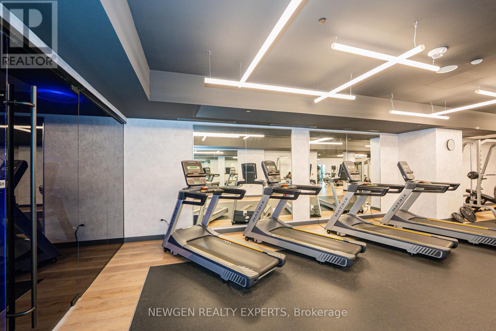 916 - 86 Dundas Street E, Mississauga, Ontario  L5A 1W4 - Photo 29 - W12788466