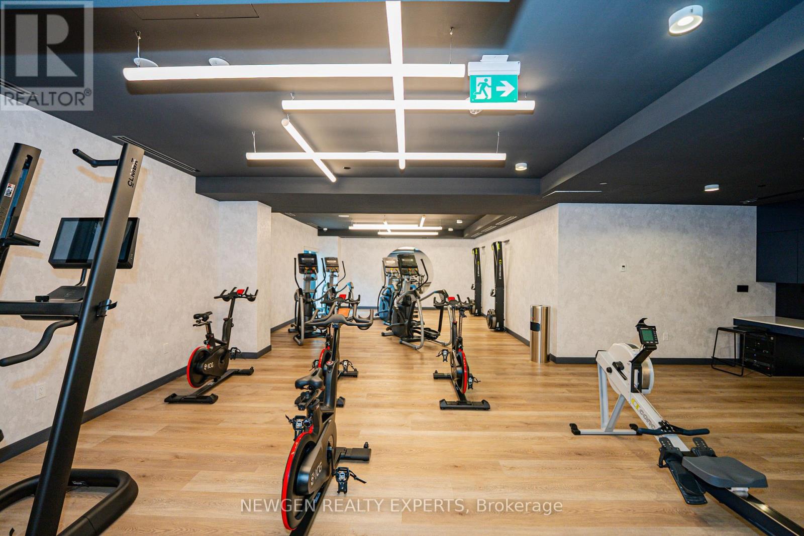 916 - 86 Dundas Street E, Mississauga, Ontario  L5A 1W4 - Photo 31 - W12788466