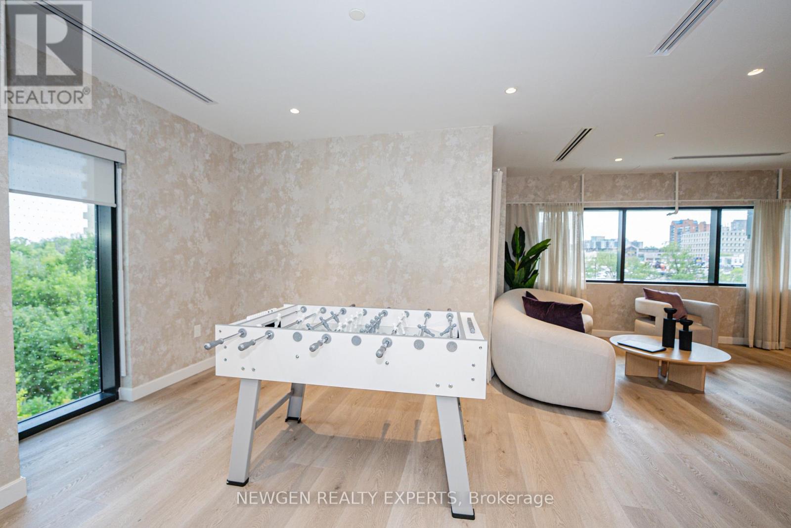 916 - 86 Dundas Street E, Mississauga, Ontario  L5A 1W4 - Photo 35 - W12788466