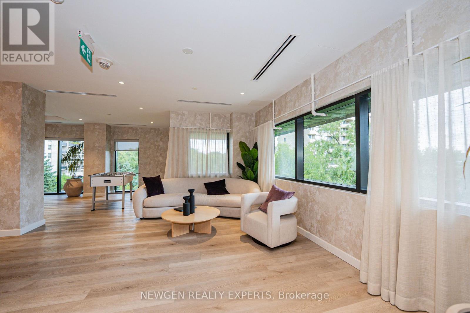 916 - 86 Dundas Street E, Mississauga, Ontario  L5A 1W4 - Photo 33 - W12788466