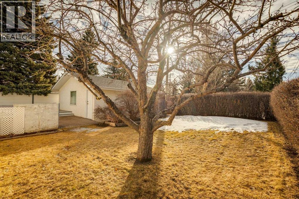 6407 Law Drive Sw, Calgary, Alberta  T3E 6A3 - Photo 37 - A2286432