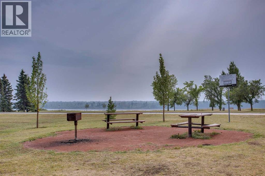 6407 Law Drive Sw, Calgary, Alberta  T3E 6A3 - Photo 49 - A2286432